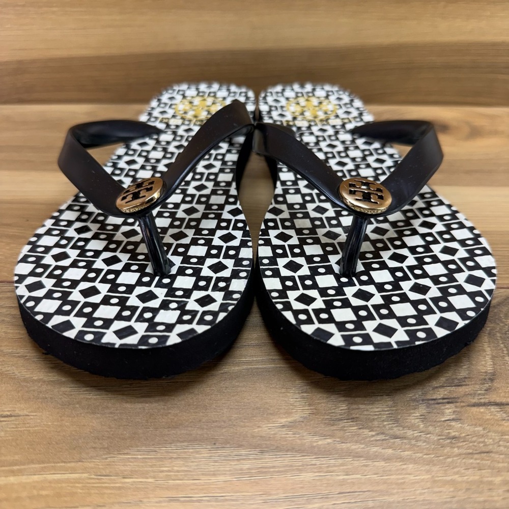 Tory Burch Flip Flop Thong Sandals Womens 6 Black White Geometric Travel Resort - Picture 4 of 10